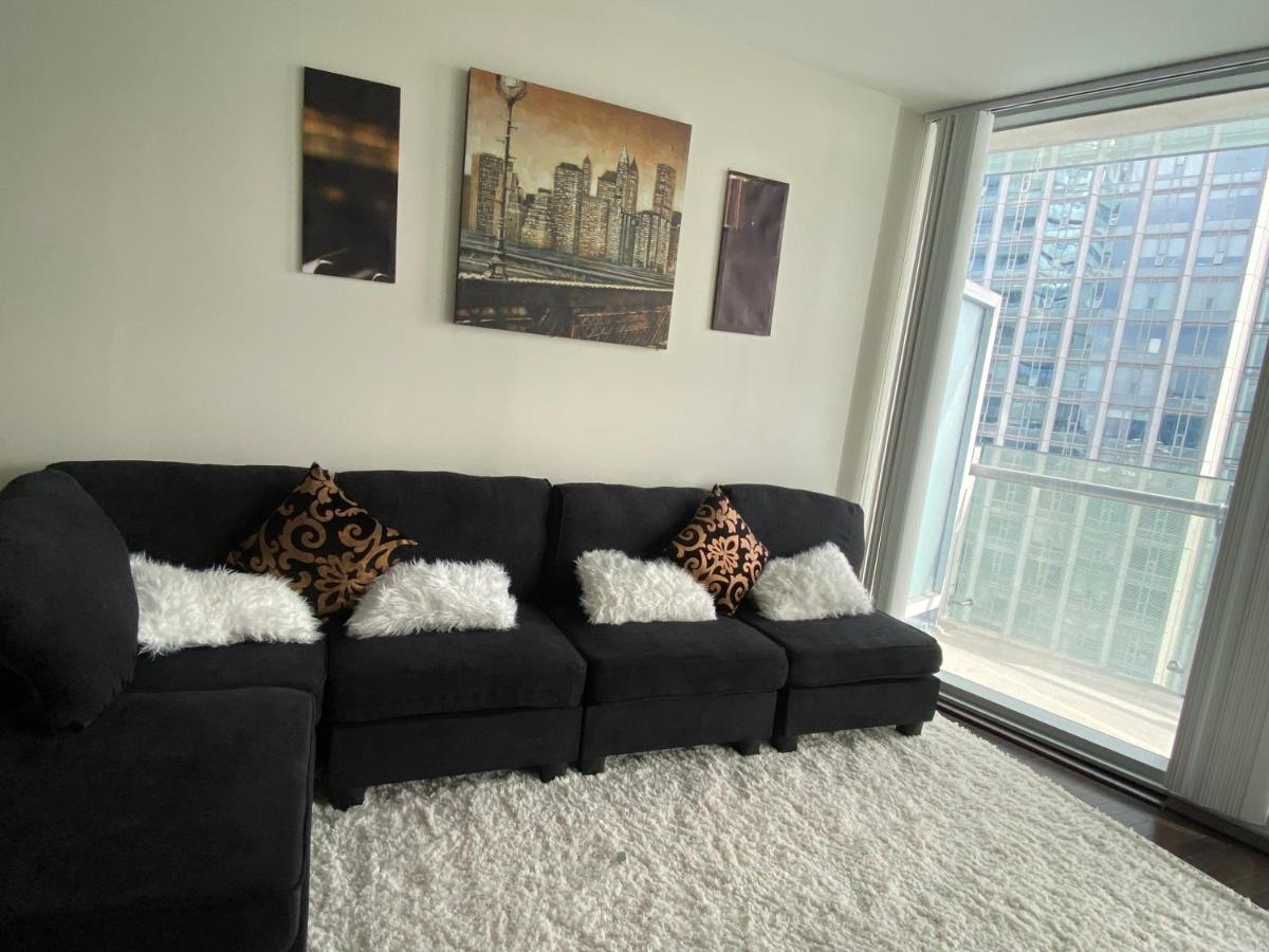 Cozy 2 Bedroom Free Parking Downtown Toronto 1Min Scotiabank Arena Tff Cn Tower Rogers Centre Union Station Exterior photo